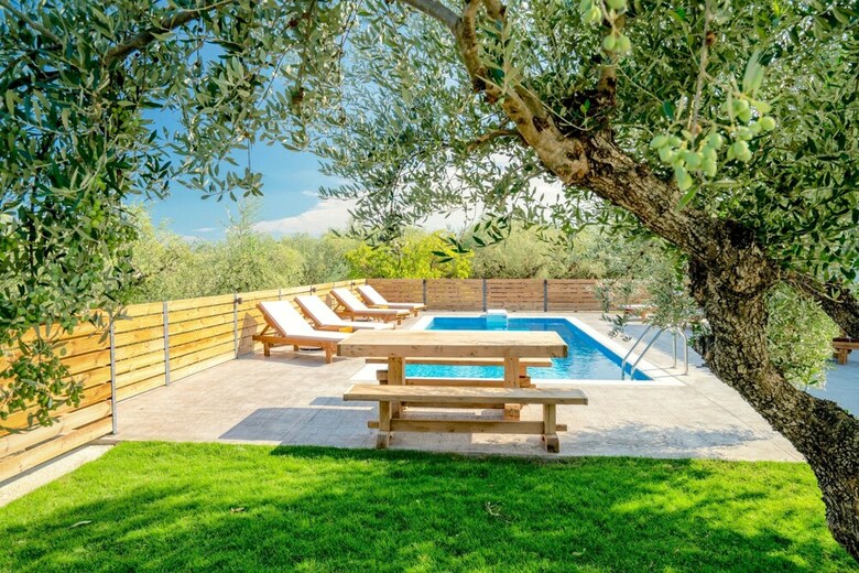 Villa Ftelia