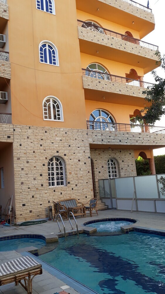 Al Gezera Apartments