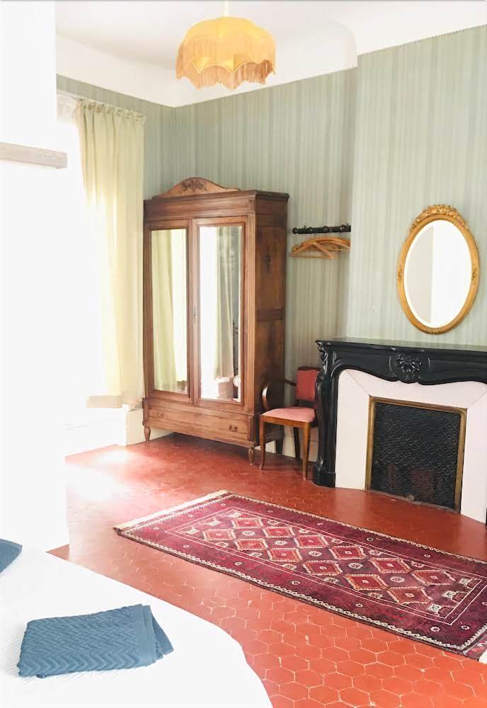 Hotel Les Chambres Des Barques