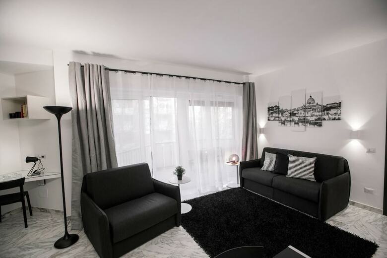 Casa Malupa Luxury Apartments