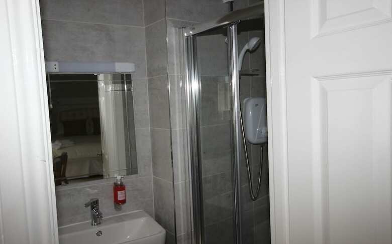 Hotel Aona Townhouse