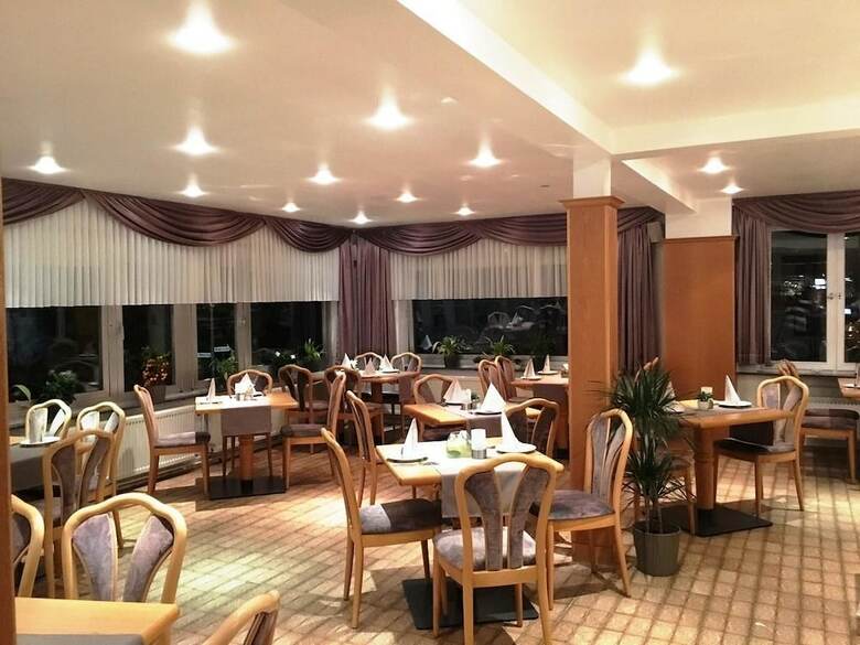 Louis Hotels
