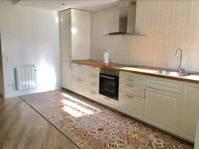 Akira Camp Nou Class Apartment