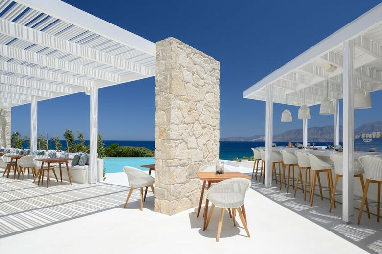 Aparthotel The Island Concept