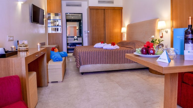 Blue Sea Beach Hotel