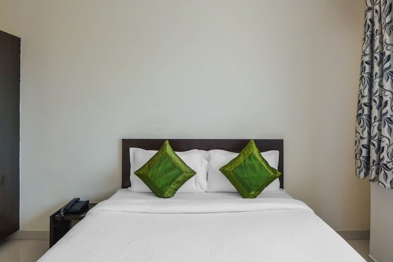 Hotel Treebo Trip Mahalaxmi Executive