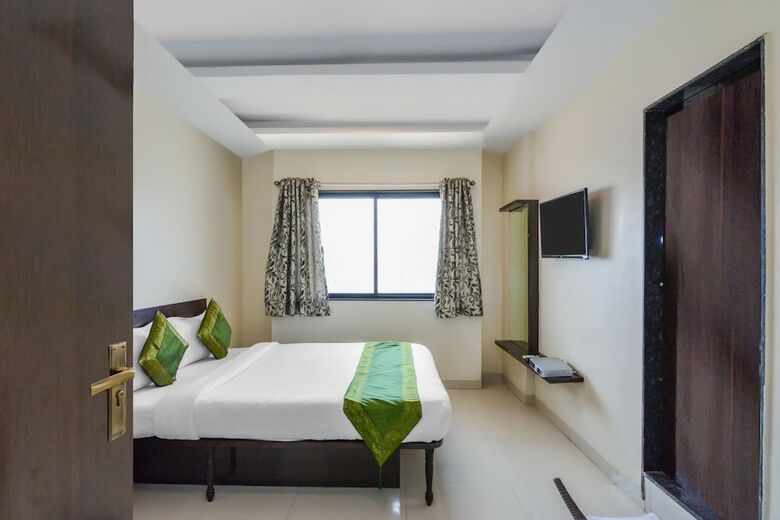 Hotel Treebo Trip Mahalaxmi Executive