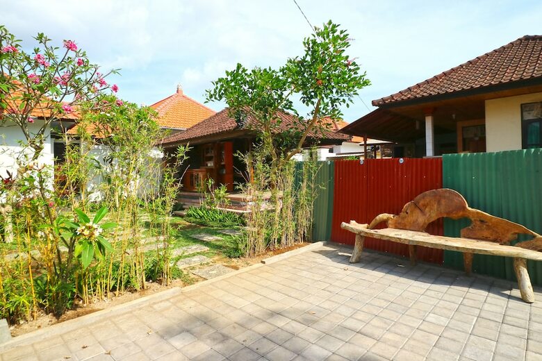 Jukung Villas Kuta