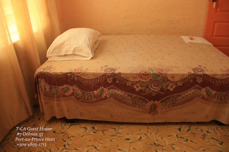 Hotel T-ca Guest House & Resto