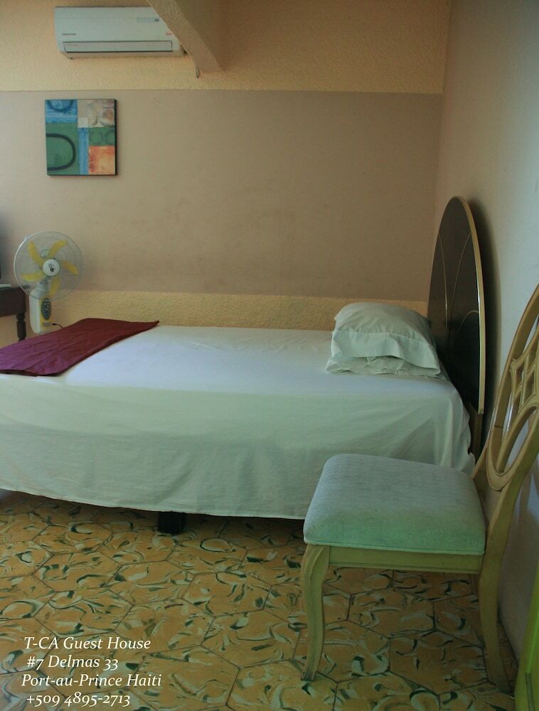 Hotel T-ca Guest House & Resto