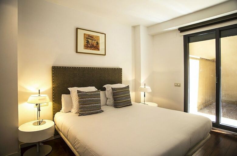 C�rcega Apartments