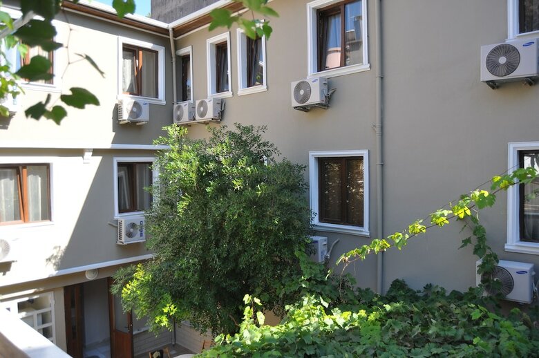 Hotel Demirci Otel