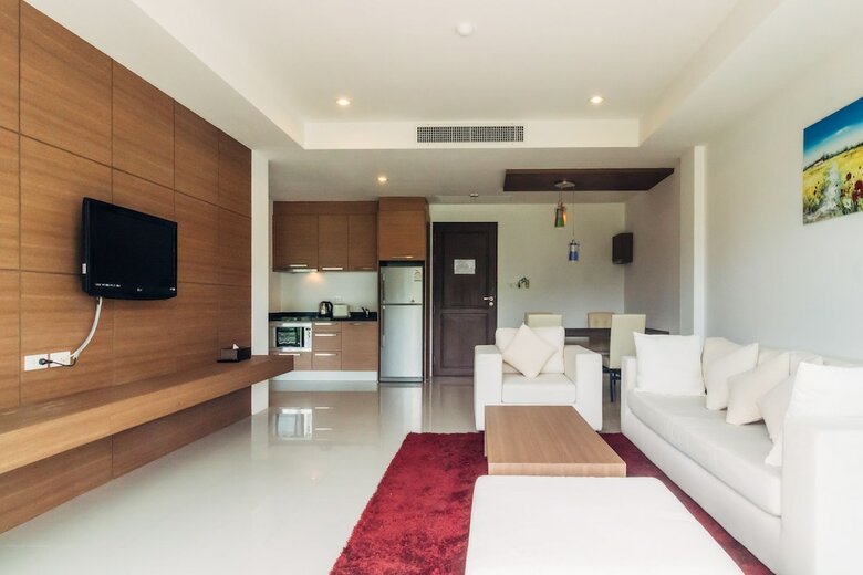 Apartamentos Bangtao Tropical Residence