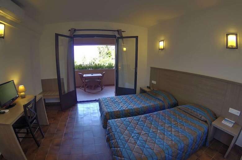 Hotel H�tel Corsica