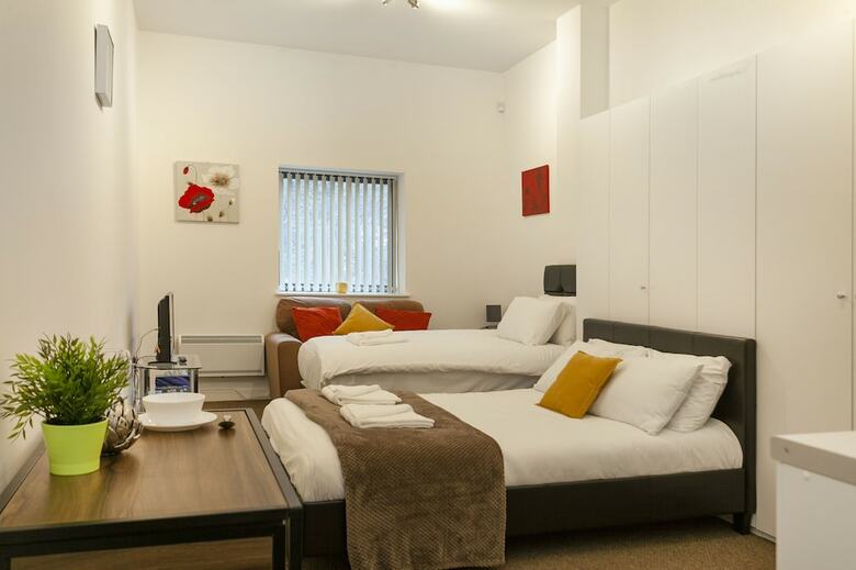 Giga Serviced Apartments