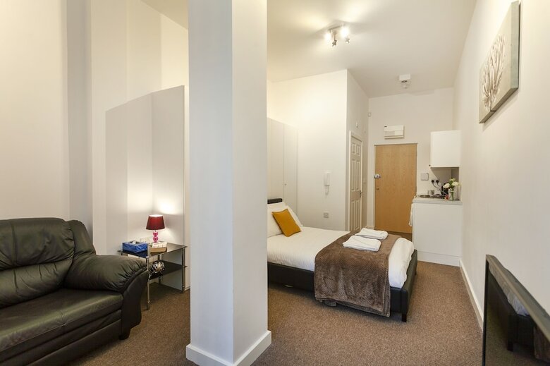 Giga Serviced Apartments