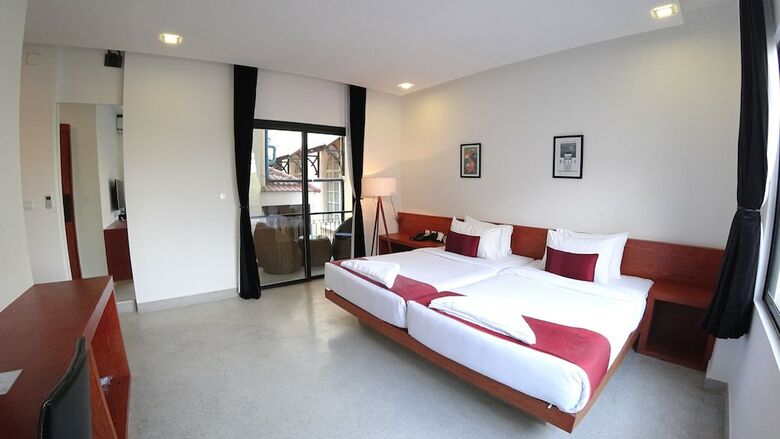 Hotel Corduroy