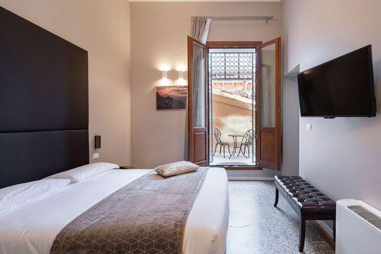 Posada Hotel Palazzo Martinelli Dolfin