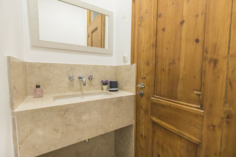 Apartamentos Rustic Flat At Lisbon's Heart