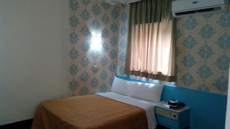 Reui Cheng Hotel