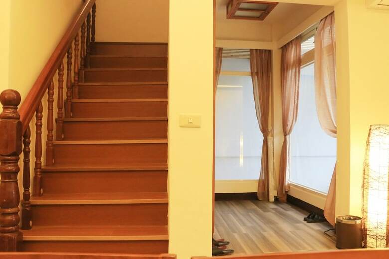 Hotel Buda Banai Homestay