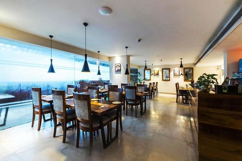 Kyriad Hotel Candolim - Goa