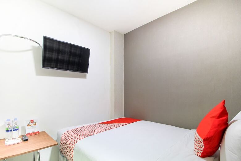 Hostal Oyo 217 A1 Hotel