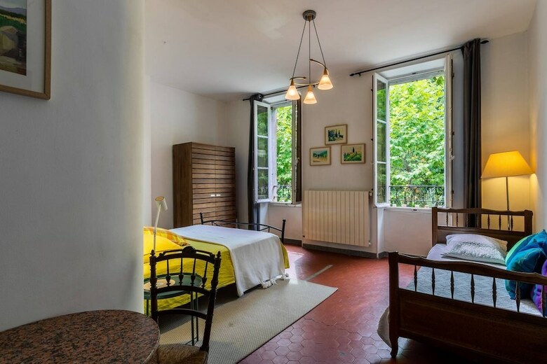 Bed & Breakfast La F�raude - Chambres D'h�tes