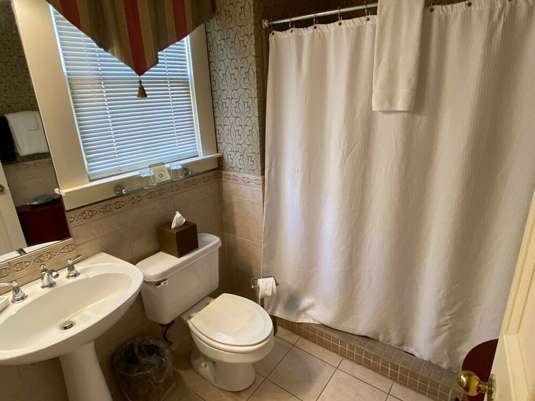 Bed & Breakfast Foley House Inn