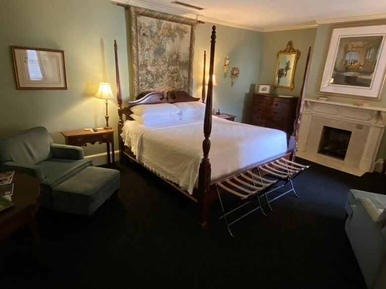 Bed & Breakfast Foley House Inn