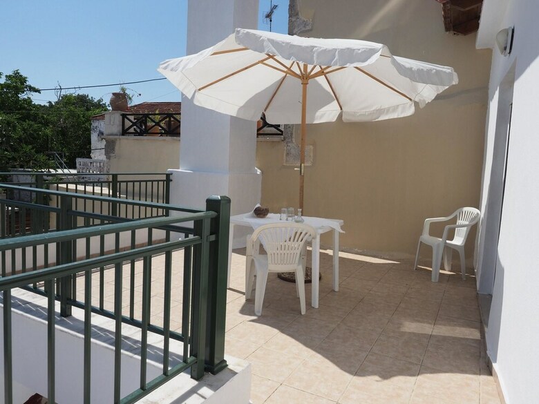 House With 2 Bedrooms In Rethymno
