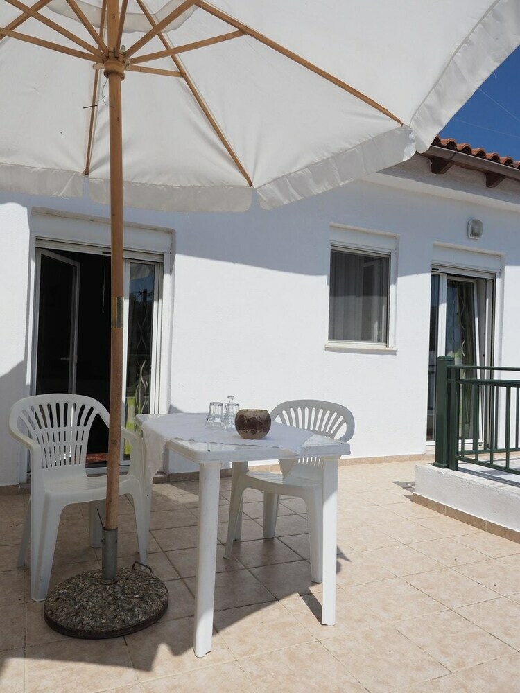 House With 2 Bedrooms In Rethymno