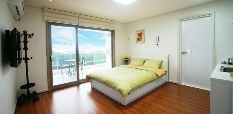 Jeju J Pension