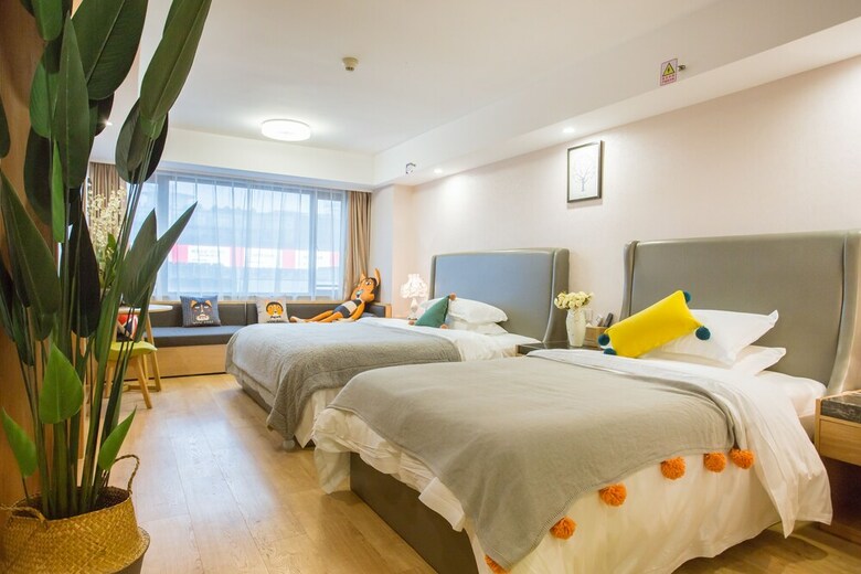 Candice Hotel Apartment