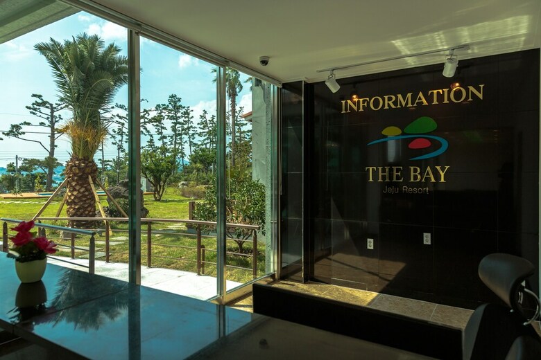 Pension The Bay Jeju Resort