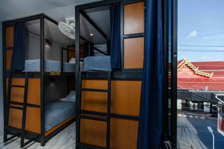 Hostal The Z Nite Hostel