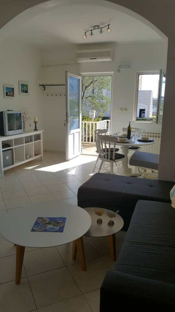 Apartamentos Holiday Home Slade - In Ston