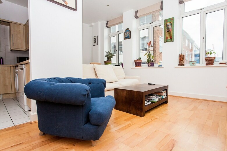 1 Bedroom Apartment In Farringdon