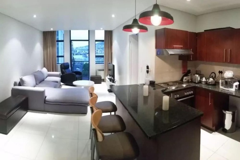 1 Bedroom Apartment In City Centre