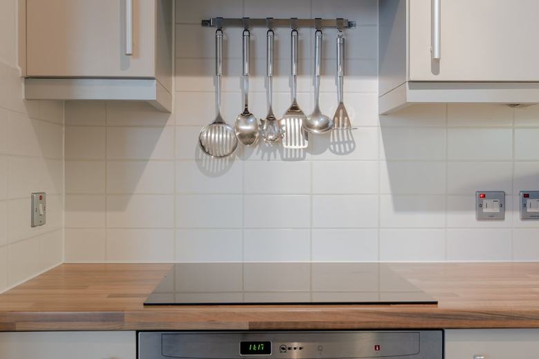 2 Bedroom Apartment In With Views In Shadwells