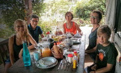 Bed & Breakfast Flor Morena Guesthouse