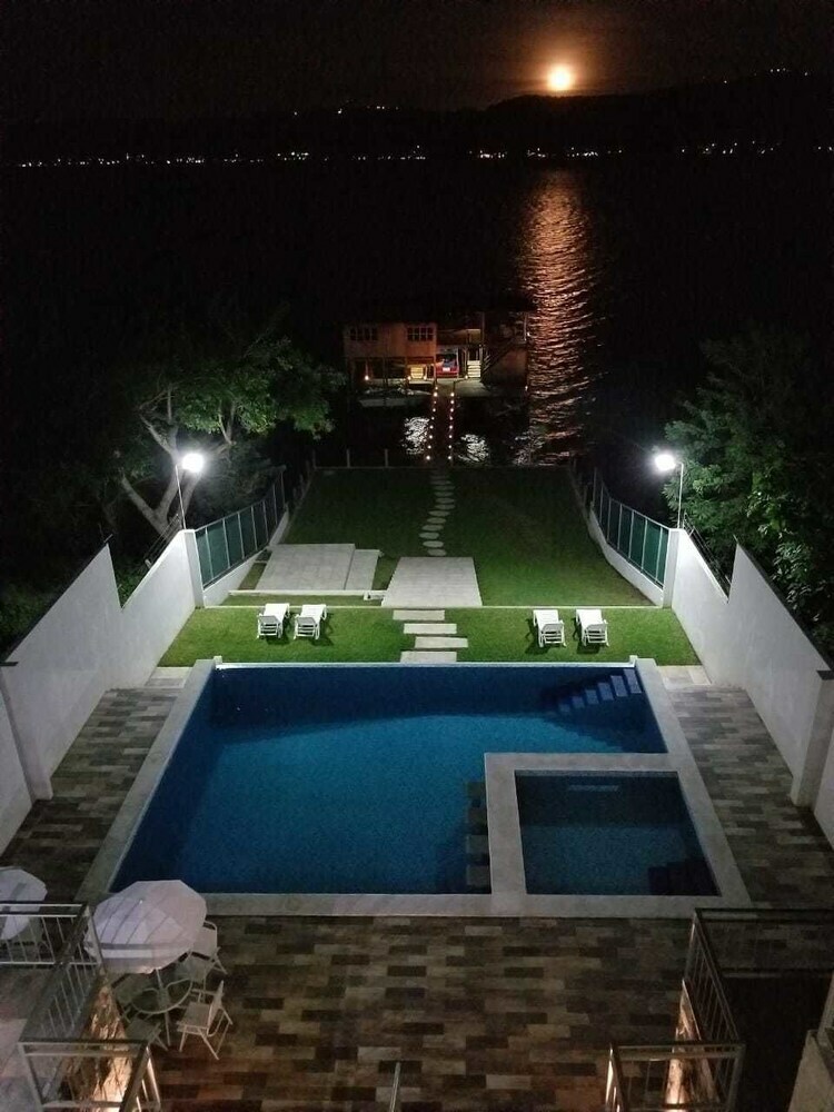 Bed & Breakfast Equinoccio Hotel