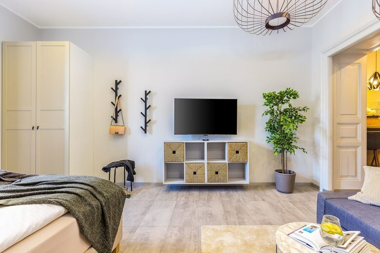 Number 1 Deluxe Apartments