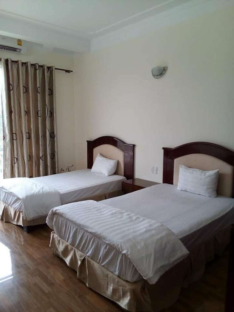 Amazon Vinh Hotel