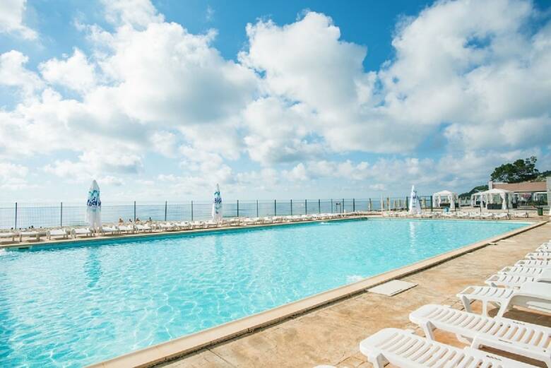 Effect Algara Beach Club Hotel