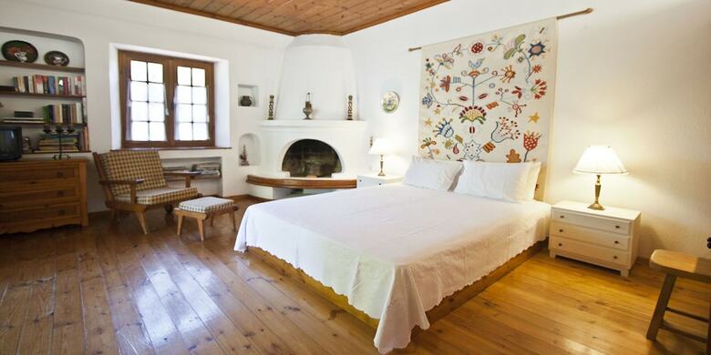 Beaufort Beachfront Villa, Nikiti