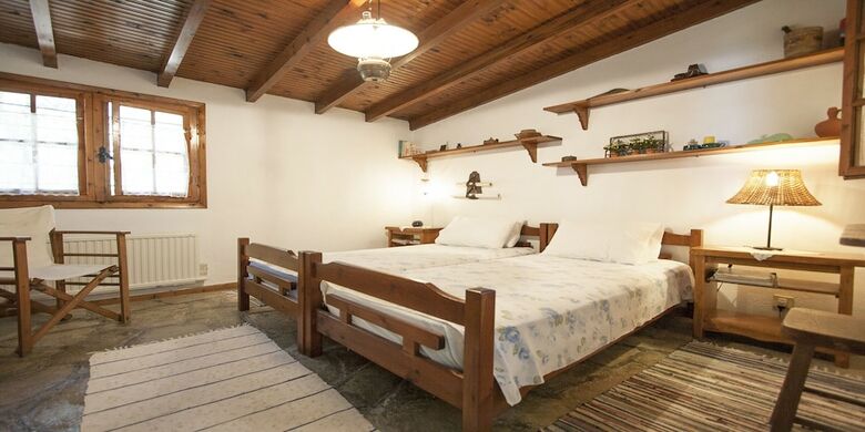 Beaufort Beachfront Villa, Nikiti