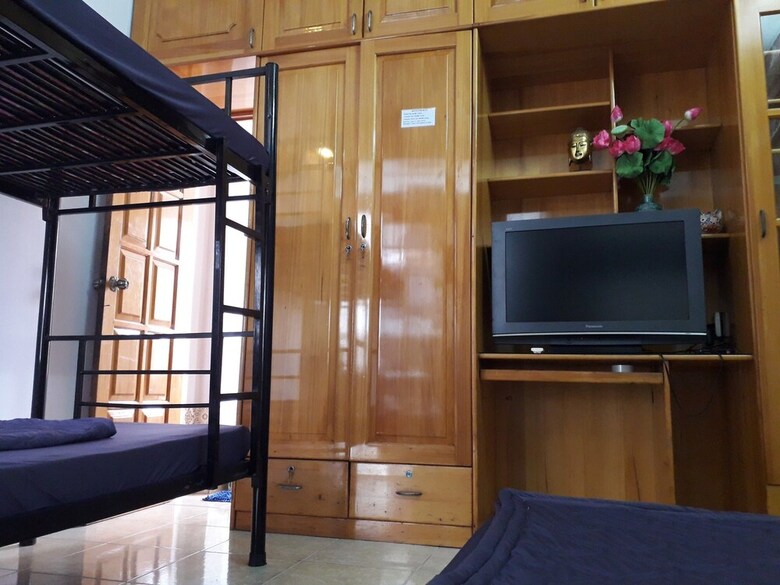 Hostal Dola Hostel 2