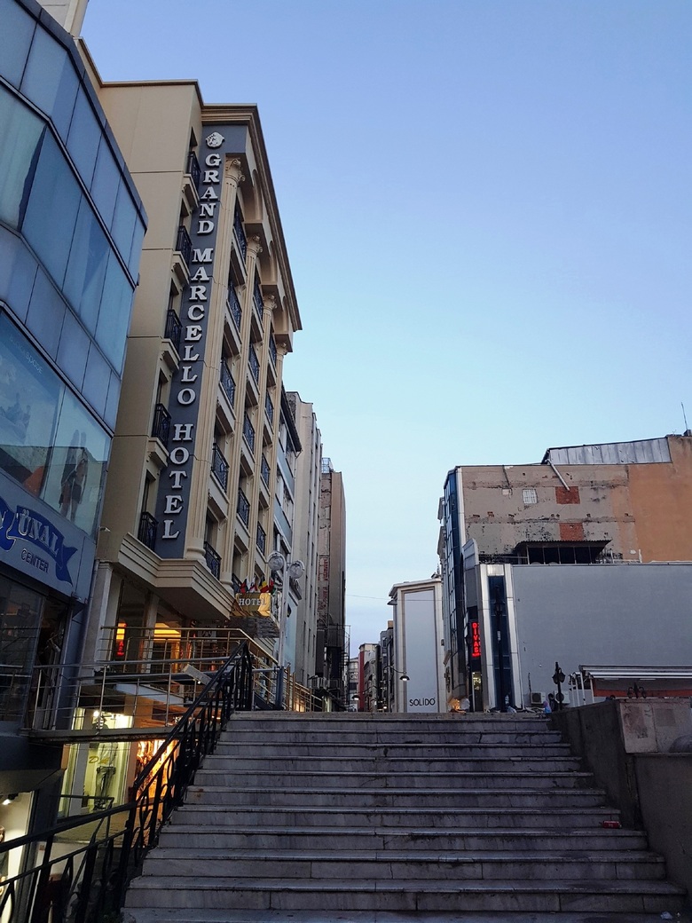 Grand Marcello Hotel