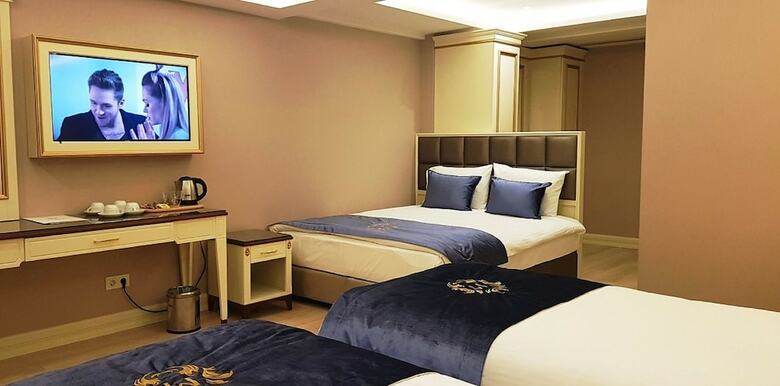 Grand Marcello Hotel